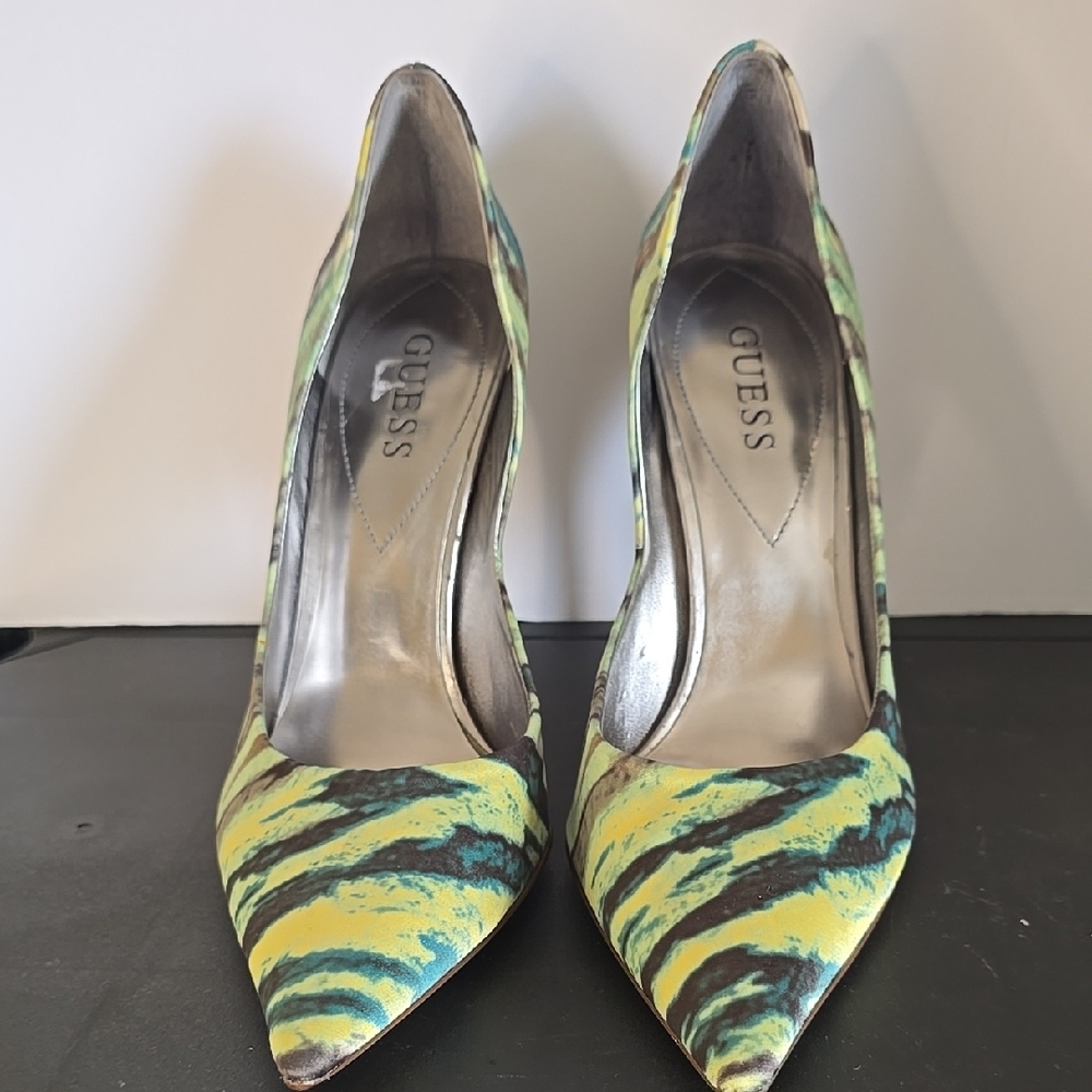 Guess Green and Yellow High Heeled Pumps